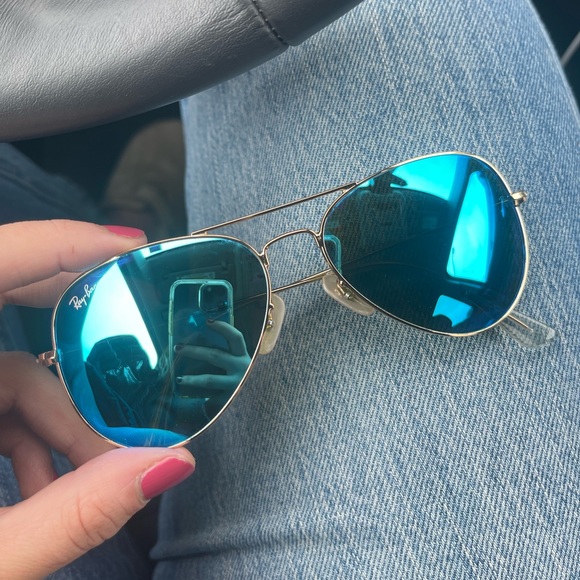 Ray-Ban Accessories - ❌️❌️SOLD❌️❌️Ray Ban aviator sunglasses